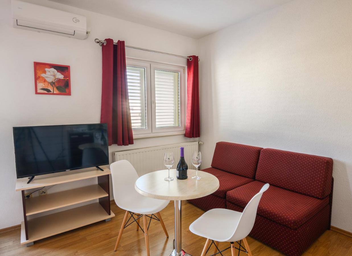 Apartments Blatancic Vodice Zewnętrze zdjęcie