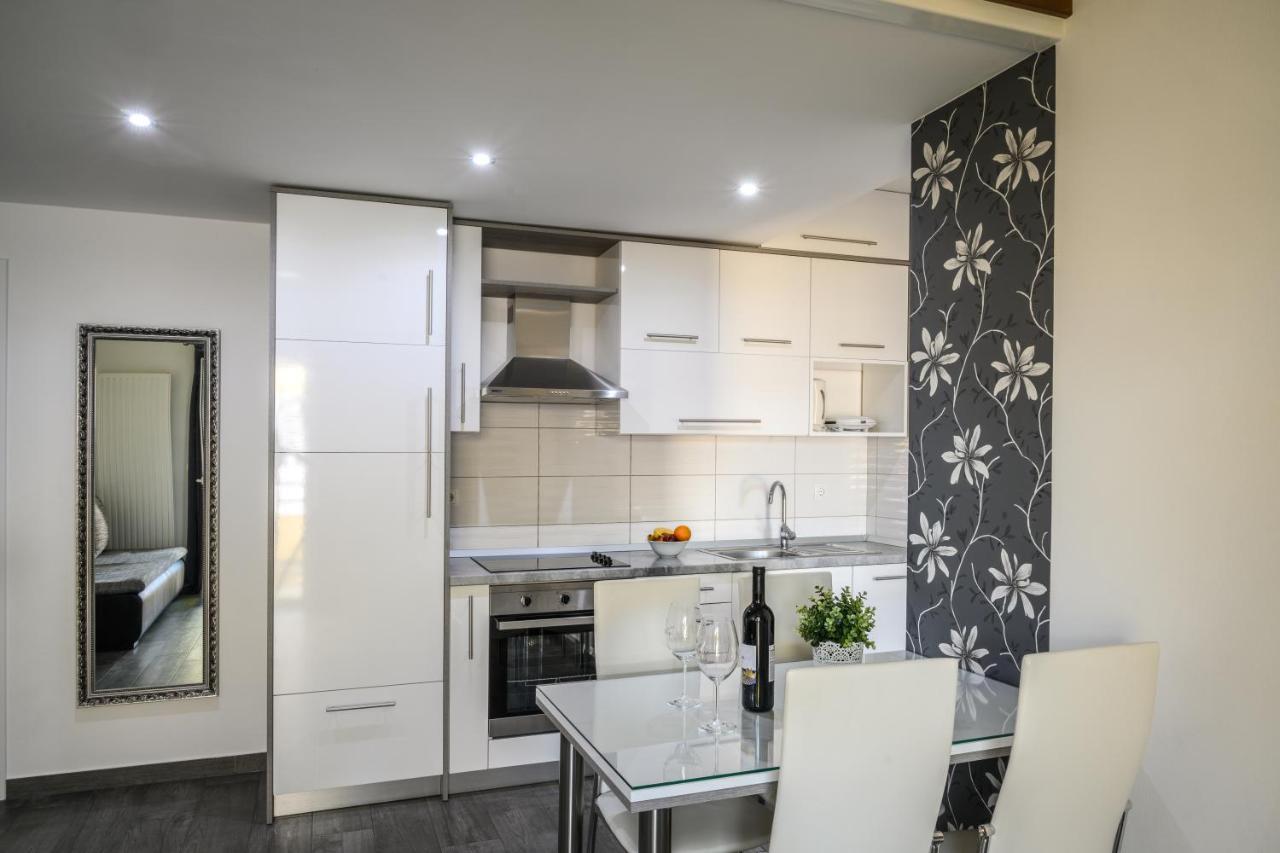 Apartments Blatancic Vodice Zewnętrze zdjęcie